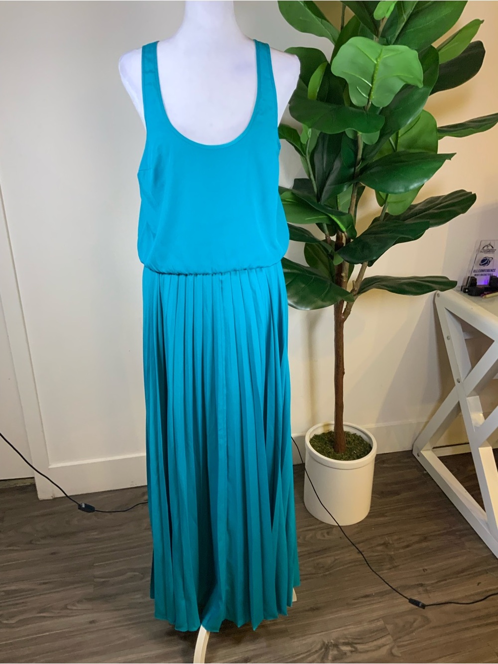 MICHAEL Michael Kors Teal Sleeveless Pleated Maxi Dress